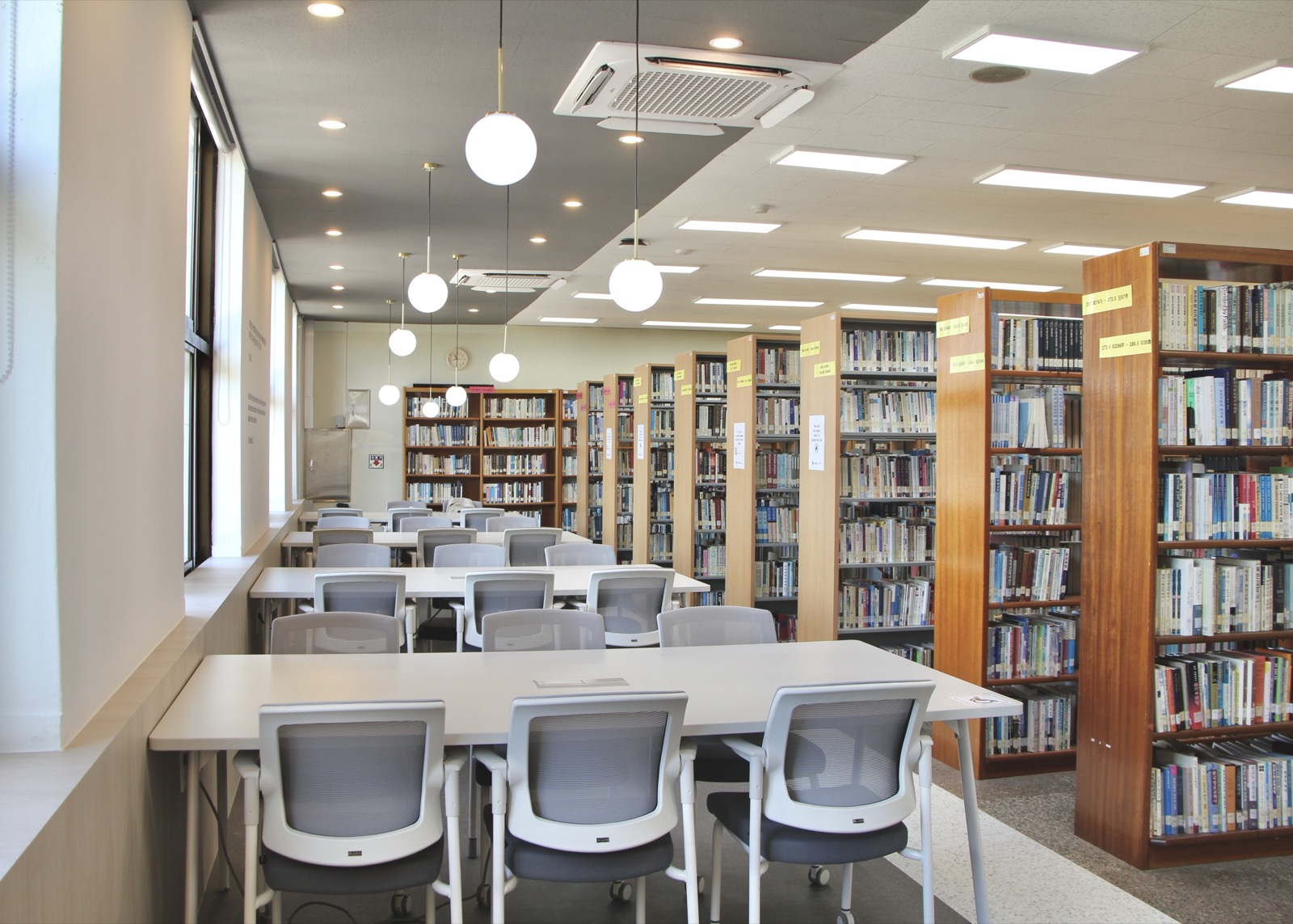Chesshir Hall 2F study area