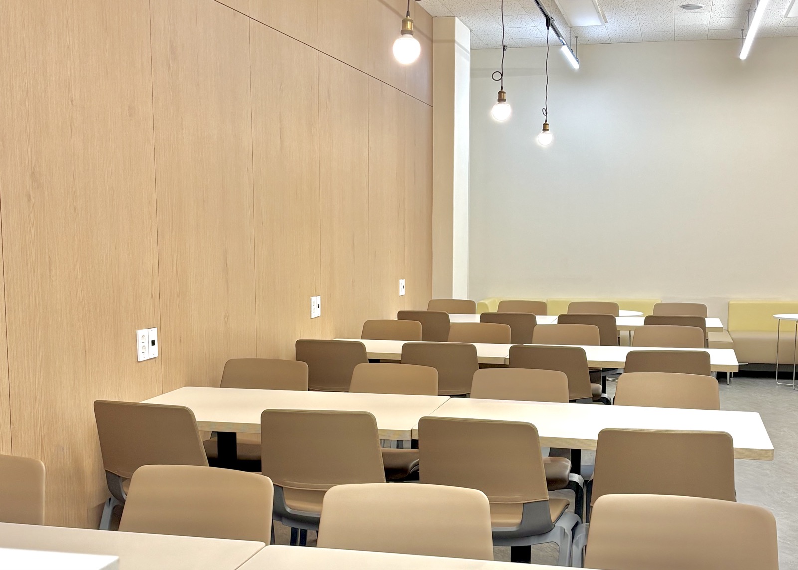 Holton Hall B1 study lounge